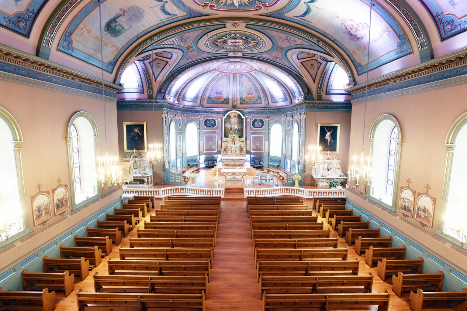 SainteFamille Church • Sanctuaires