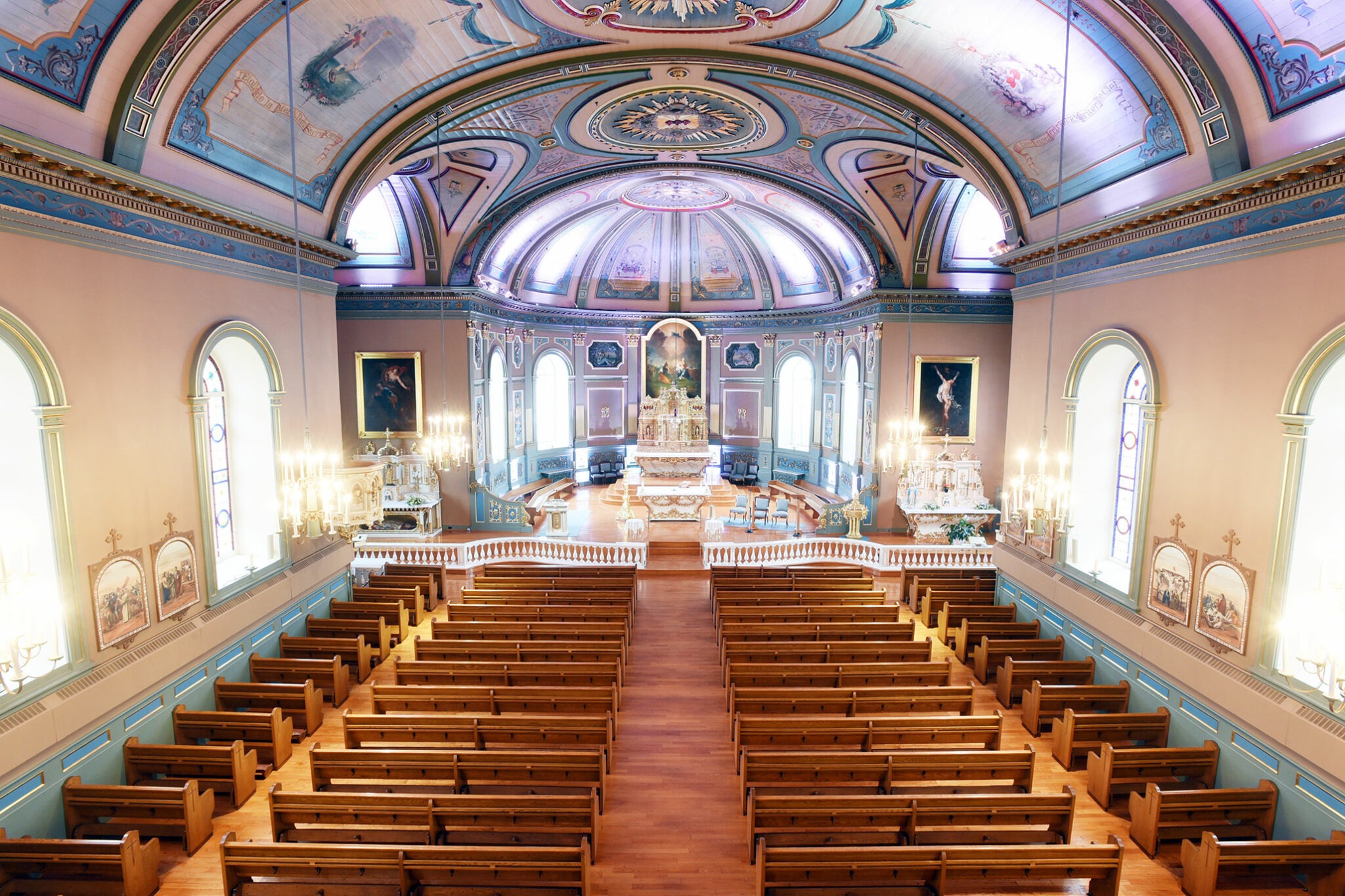 SainteFamille Church • Sanctuaires